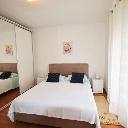 Apartment Leo อูมัค ภายนอก รูปภาพ