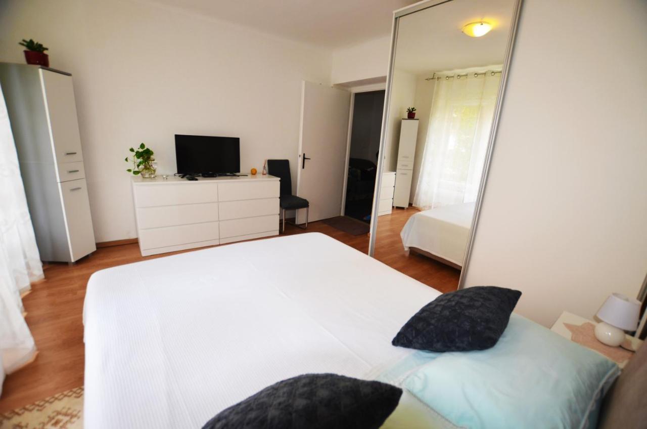 Apartment Leo อูมัค ภายนอก รูปภาพ