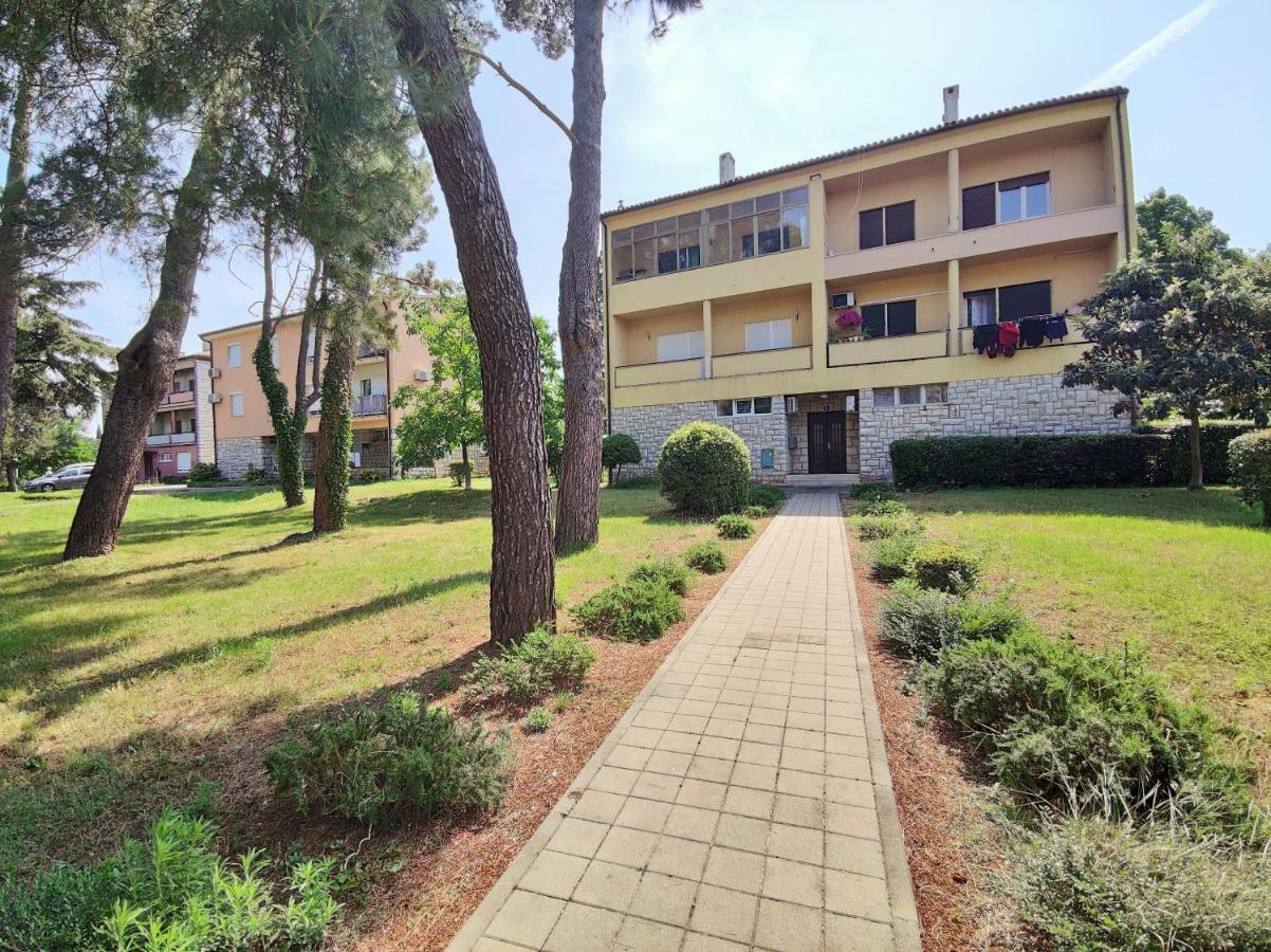 Apartment Leo อูมัค ภายนอก รูปภาพ